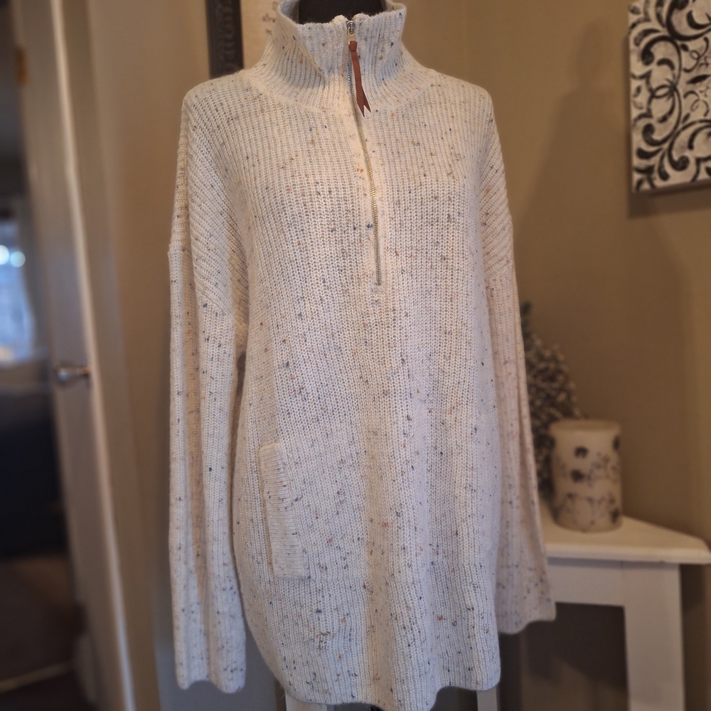 Women's Talbots Cream Sweater with Speckled Design Cowl Zip Neck Sz L